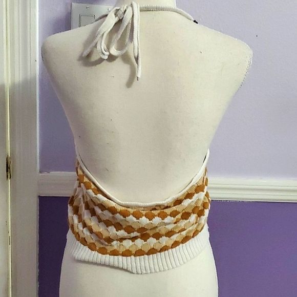 Willow & Wind Tan Neutrals Knitted Boho Beachy Festival Halter Cropped Top - Picture 4 of 8